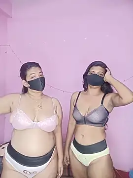 Loving Naughtycouple online show from May 30, 2026, 4:20 am