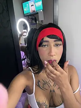 Zaabrina 20 online show from May 7, 2026, 2:50 am