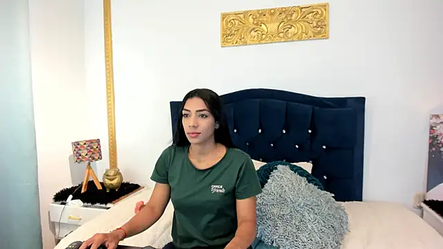 Snapshot of AmberKayleigh chatting on April 21, 2026, 1:17 pm AmberKayleigh online show from April 21, 2026, 1:17 pm