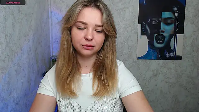 Snapshot of NicoleAura chatting on May 28, 2026, 8:22 am NicoleAura online show from May 28, 2026, 8:22 am