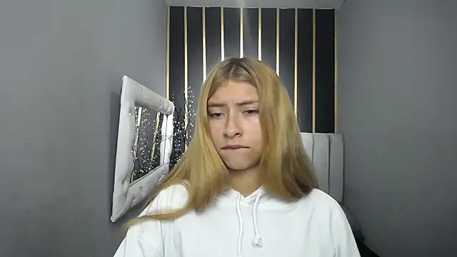 nancy blonde online show from May 5, 2026, 12:13 pm