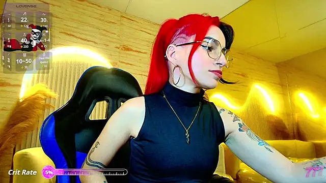Snapshot of Moon_Red_r chatting on May 23, 2026, 12:09 pm Moon Red r online show from May 23, 2026, 12:09 pm