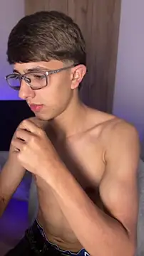 LIAM CARTER1 online show from May 16, 2026, 11:57 pm
