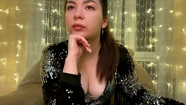 Snapshot of MistiPitzen chatting on May 21, 2026, 10:06 pm MistiPitzen online show from May 21, 2026, 10:06 pm