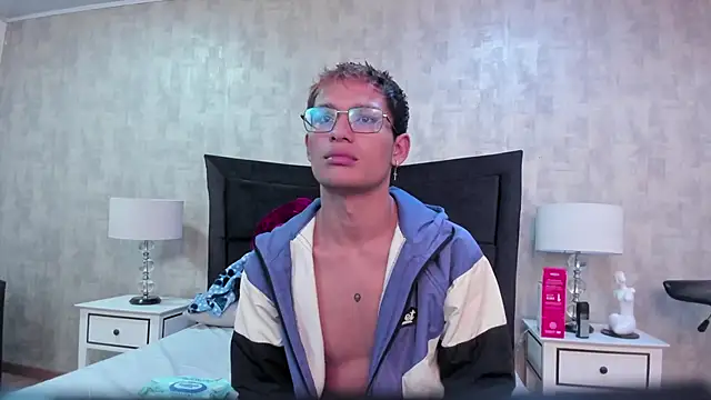 Damian Garciaa online show from April 28, 2026, 11:37 am