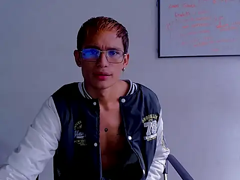 Damian Garciaa online show from May 2, 2026, 4:01 pm