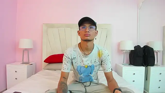 Damian Garciaa online show from May 25, 2026, 10:10 am