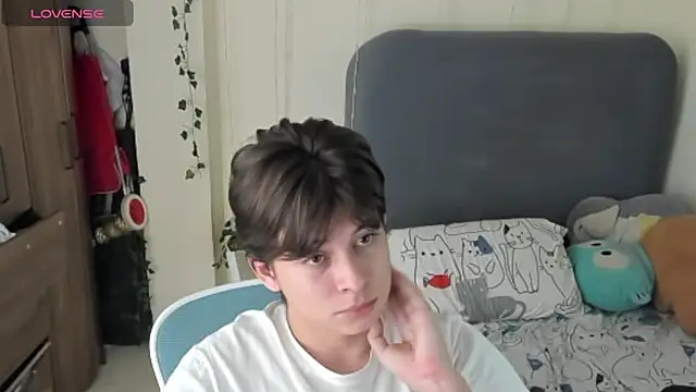 Felixzyn online show from June 17, 2026, 7:04 pm
