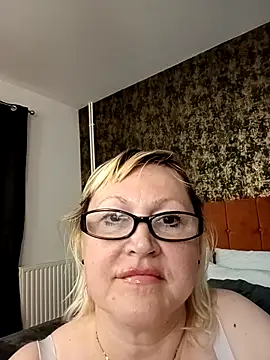 Snapshot of I_amVeronicle chatting on April 25, 2026, 1:41 pm I amVeronicle online show from April 25, 2026, 1:41 pm