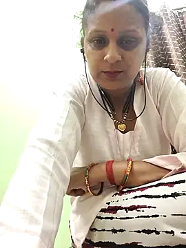 Snapshot of Beborani chatting on May 8, 2026, 5:51 pm Beborani online show from May 8, 2026, 5:51 pm