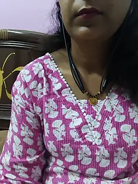 Snapshot of Beborani chatting on May 18, 2026, 6:08 am Beborani online show from May 18, 2026, 6:08 am