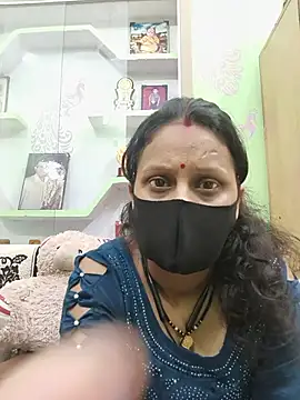 Snapshot of Beborani chatting on May 20, 2026, 5:35 am Beborani online show from May 20, 2026, 5:35 am