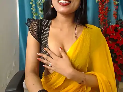 Naughtyy Ranii01 online show from May 14, 2026, 7:42 pm