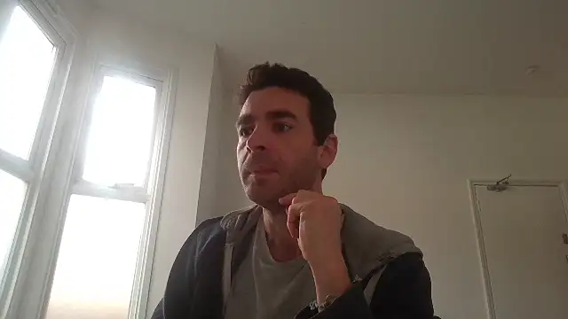 Snapshot of frenchbdmaninlondon chatting on May 21, 2026, 10:11 am frenchbdmaninlondon online show from May 21, 2026, 10:11 am