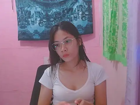 Sweetsexylady19 online show from May 31, 2026, 4:09 am