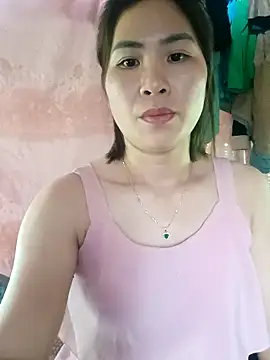 Bunby12 online show from May 7, 2026, 2:28 am