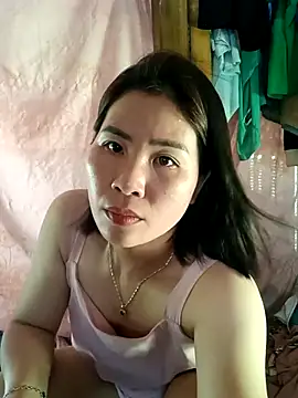 Bunby12 online show from May 15, 2026, 4:08 am