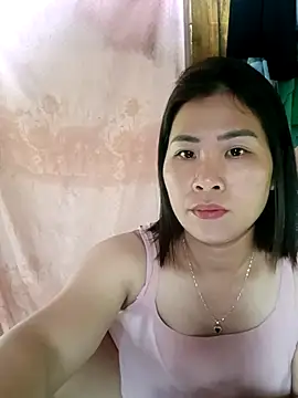 Bunby12 online show from May 18, 2026, 1:56 am