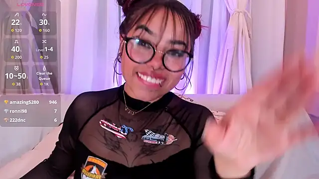 Snapshot of Little_natty_ chatting on April 30, 2026, 8:57 pm Little natty online show from April 30, 2026, 8:57 pm