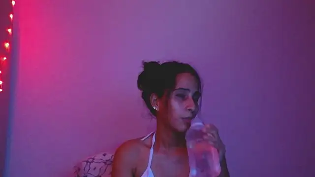 Snapshot of lexyquinn chatting on May 30, 2026, 3:47 am lexyquinn online show from May 30, 2026, 3:47 am