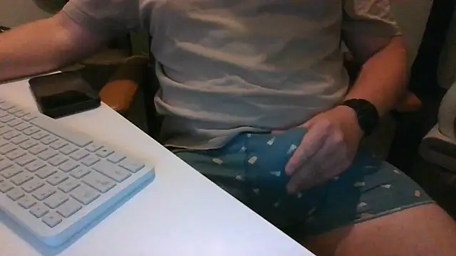 richard9718 online show from July 16, 2026, 8:59 pm