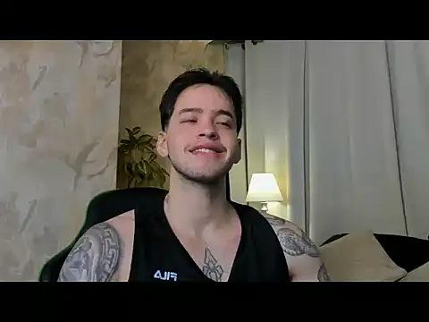 Snapshot of RONNY_COLTON chatting on May 16, 2026, 10:36 am RONNY COLTON online show from May 16, 2026, 10:36 am