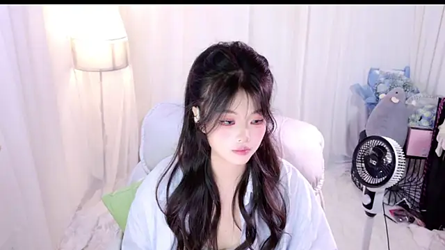 Snapshot of ChuYI-007 chatting on April 21, 2026, 8:31 am ChuYI-007 online show from April 21, 2026, 8:31 am