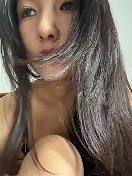 dearBeibeii online show from May 28, 2026, 2:31 am
