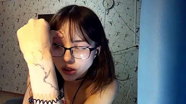 Snapshot of DelicaBrome chatting on May 31, 2026, 12:56 pm DelicaBrome online show from May 31, 2026, 12:56 pm