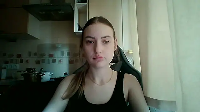 Snapshot of Lisanta chatting on April 20, 2026, 11:13 am Lisanta online show from April 20, 2026, 11:13 am