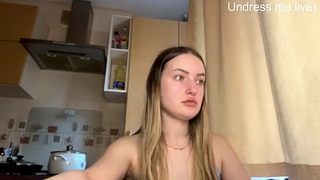 Snapshot of Lisanta chatting on May 26, 2026, 3:52 pm Lisanta online show from May 26, 2026, 3:52 pm