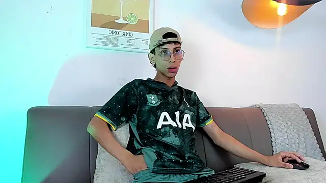 dax blaze online show from May 8, 2026, 12:43 pm