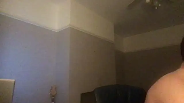 Snapshot of Cormie_2026 chatting on April 19, 2026, 8:44 pm Cormie 2026 online show from April 19, 2026, 8:44 pm