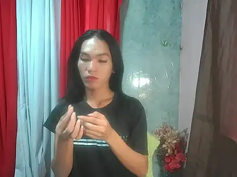 urnaughty kim online show from May 3, 2026, 11:44 pm