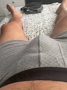 juliomfar69 online show from July 1, 2026, 6:51 pm