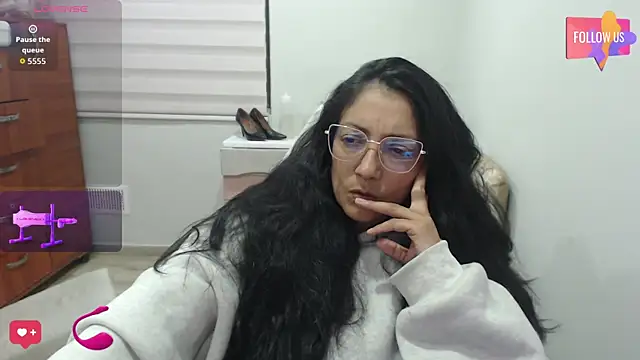 Melissaleehot online show from May 3, 2026, 2:06 am