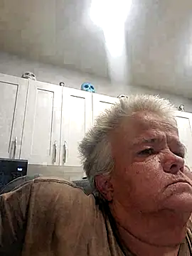 smokinhotshorty online show from July 16, 2026, 4:24 pm