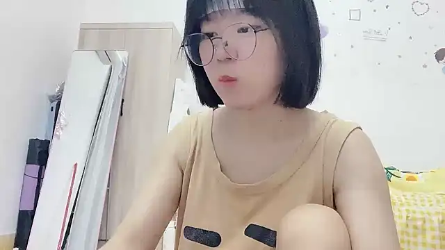 Snapshot of Belle-LL chatting on May 27, 2026, 2:58 pm Belle-LL online show from May 27, 2026, 2:58 pm