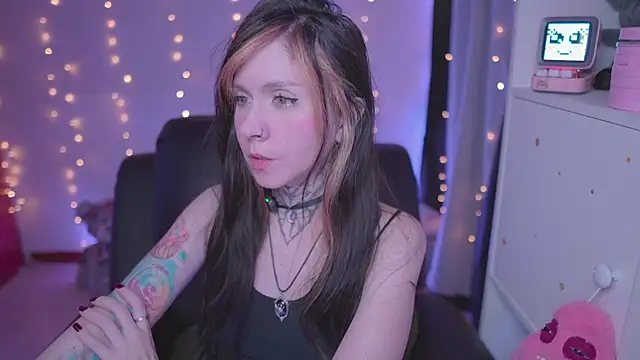 -VKatt online show from May 4, 2026, 3:24 am
