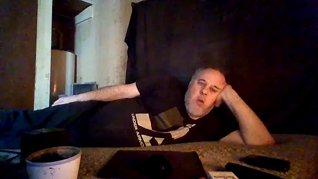 Nightshade1195 online show from April 24, 2026, 5:15 pm