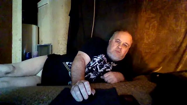 Nightshade1195 online show from May 24, 2026, 8:03 pm