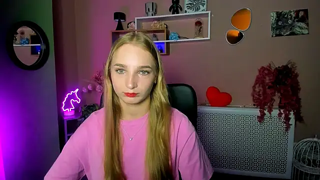ollivia dream online show from May 11, 2026, 5:57 am