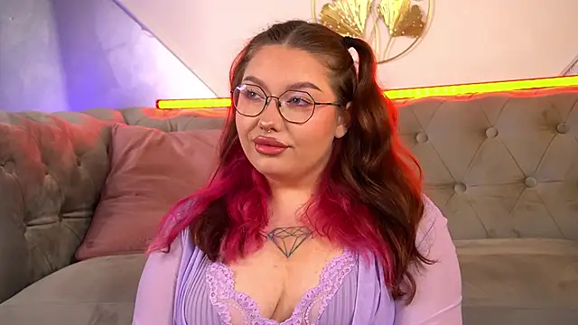 SinfullAngel online show from May 1, 2026, 4:17 am