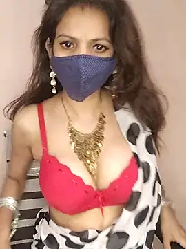 lovelyrosewifey online show from May 6, 2026, 4:52 am