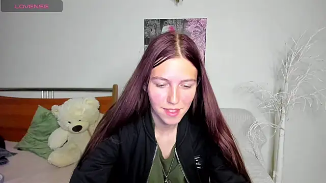 Snapshot of MaryRapunzel chatting on April 25, 2026, 7:11 pm MaryRapunzel online show from April 25, 2026, 7:11 pm
