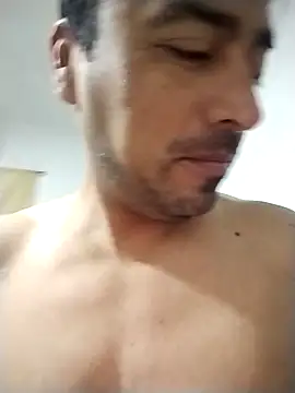 MaximilianoX2020 online show from April 28, 2026, 12:54 pm