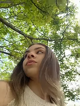 Mila Cutie online show from May 12, 2026, 9:06 am