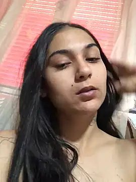 Snapshot of amira1348 chatting on May 24, 2026, 6:51 am amira1348 online show from May 24, 2026, 6:51 am