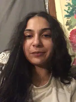 Snapshot of amira1348 chatting on May 24, 2026, 8:03 pm amira1348 online show from May 24, 2026, 8:03 pm