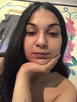 Snapshot of amira1348 chatting on June 5, 2026, 6:52 am amira1348 online show from June 5, 2026, 6:52 am